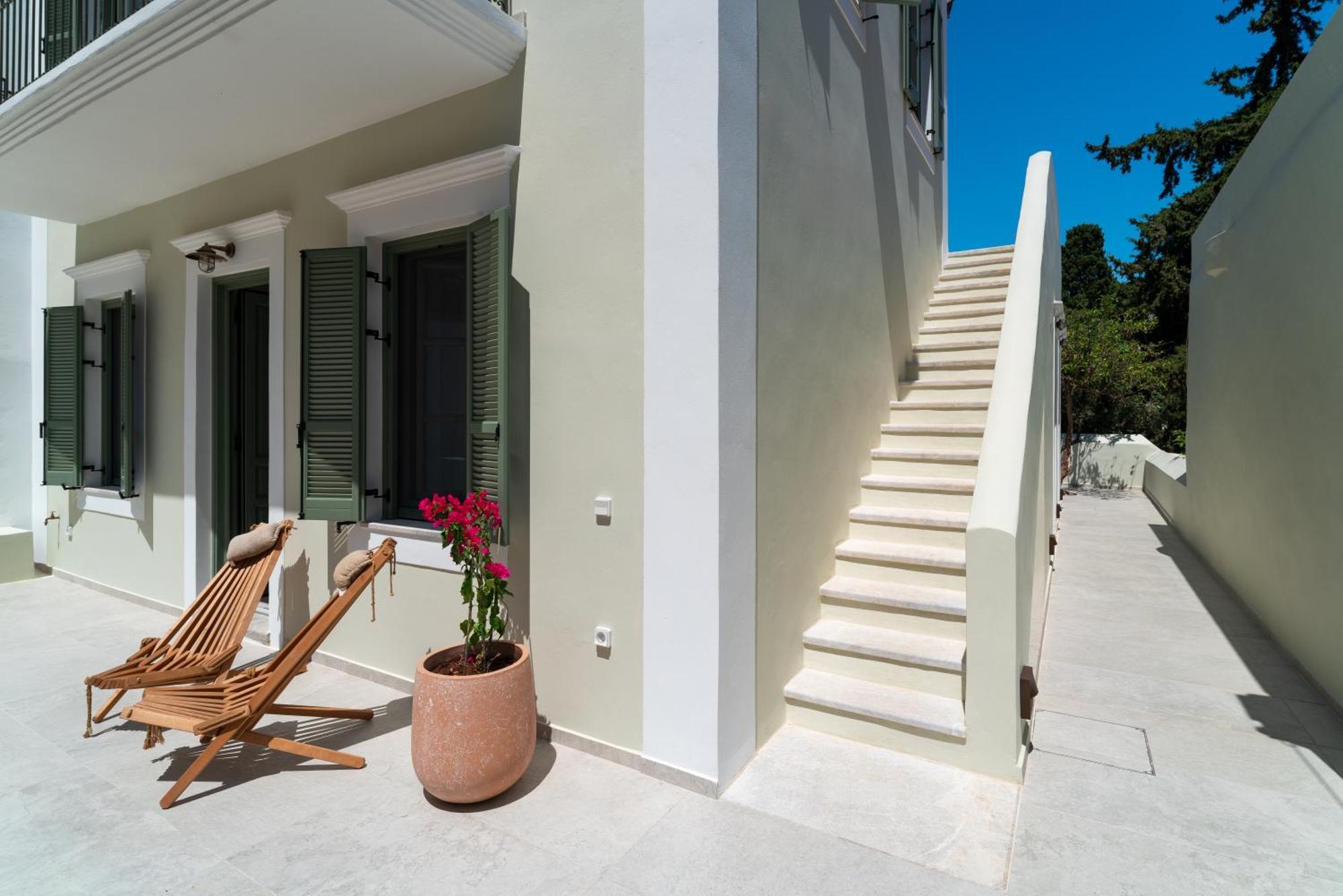 Nisomar Suites Symi Exterior photo