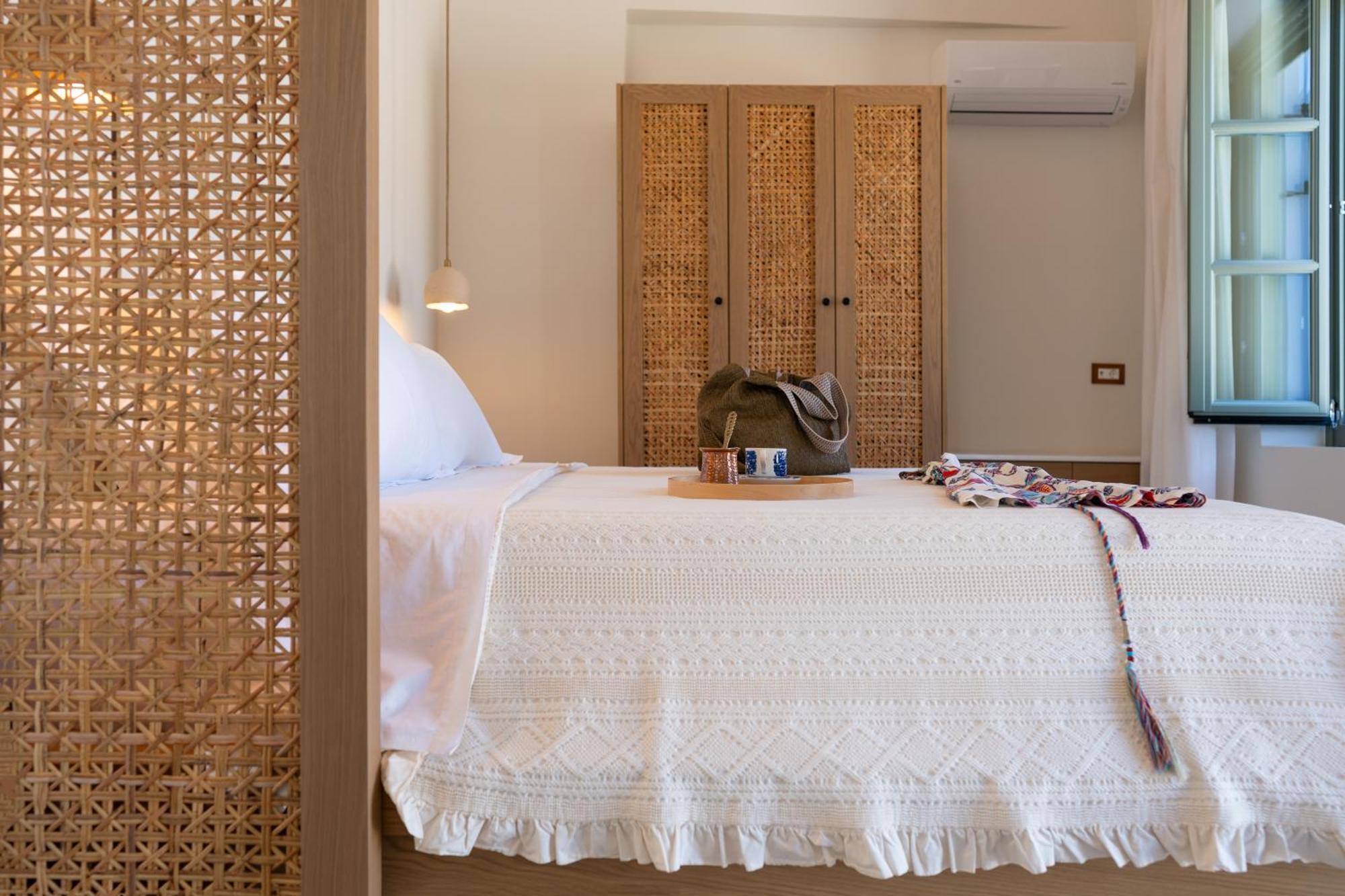 Nisomar Suites Symi Exterior photo