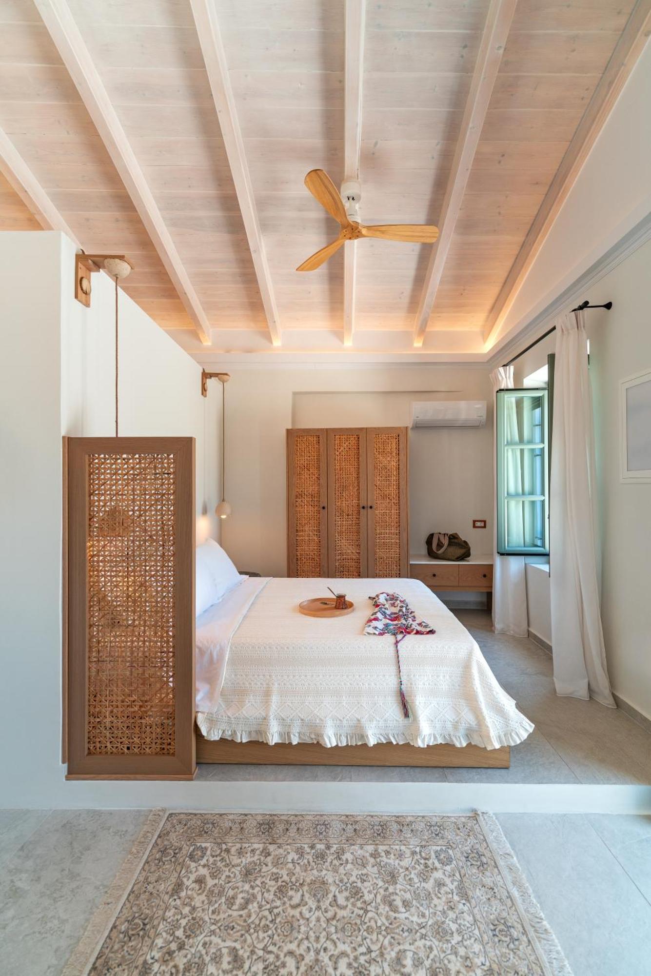 Nisomar Suites Symi Exterior photo