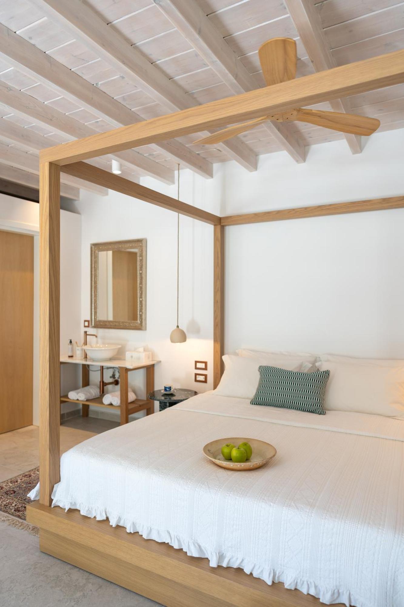 Nisomar Suites Symi Exterior photo