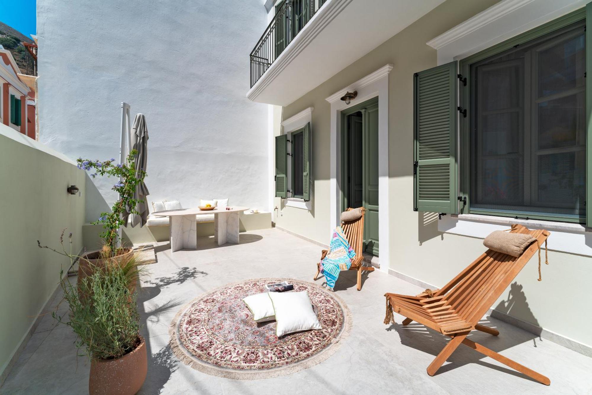 Nisomar Suites Symi Exterior photo