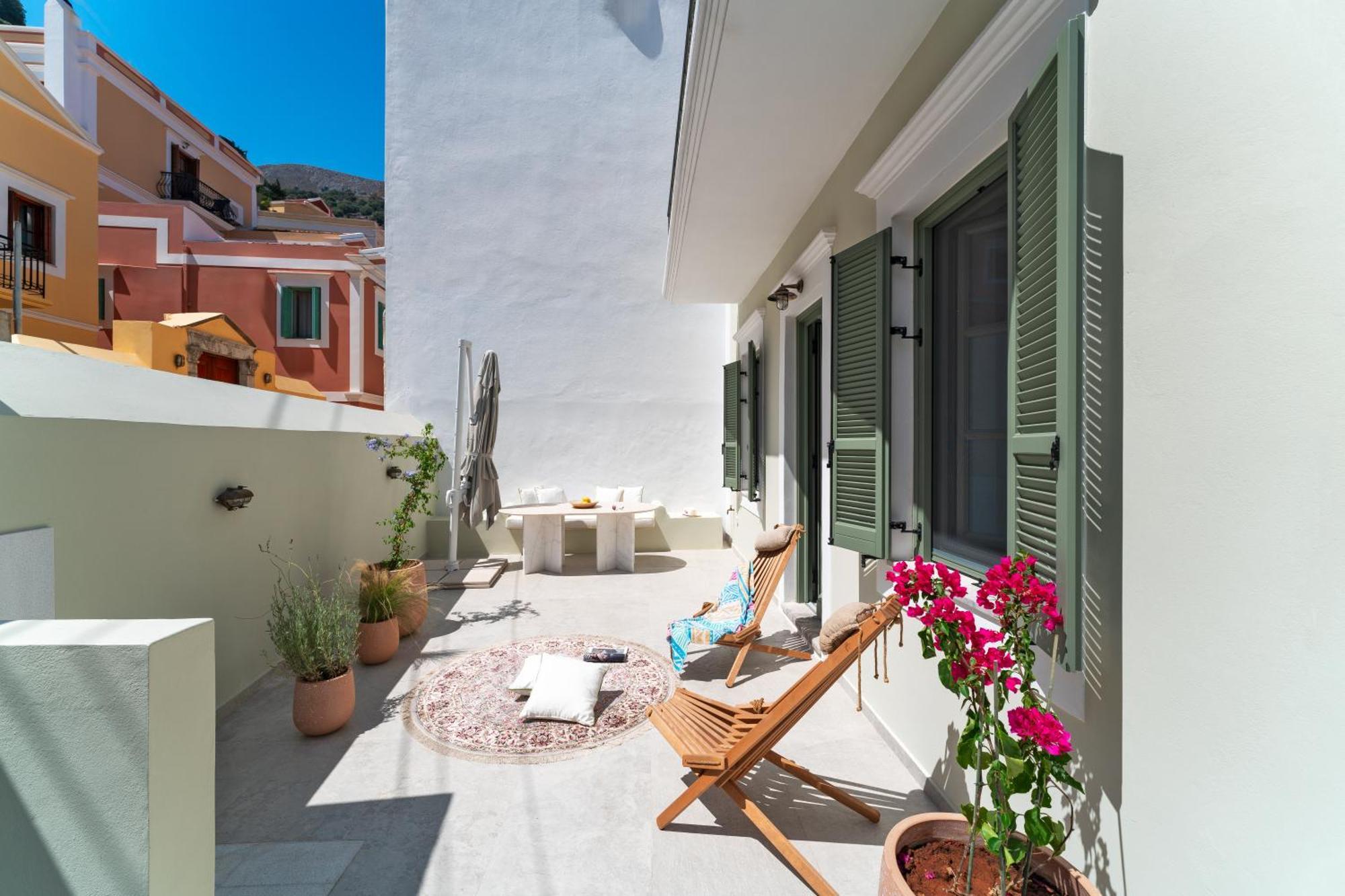 Nisomar Suites Symi Exterior photo