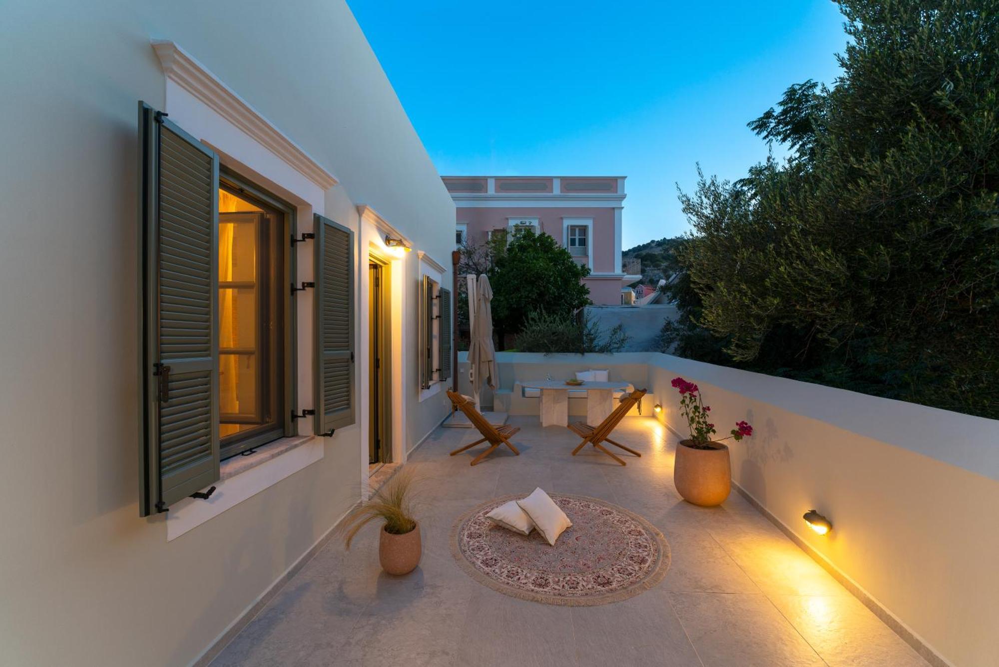 Nisomar Suites Symi Exterior photo