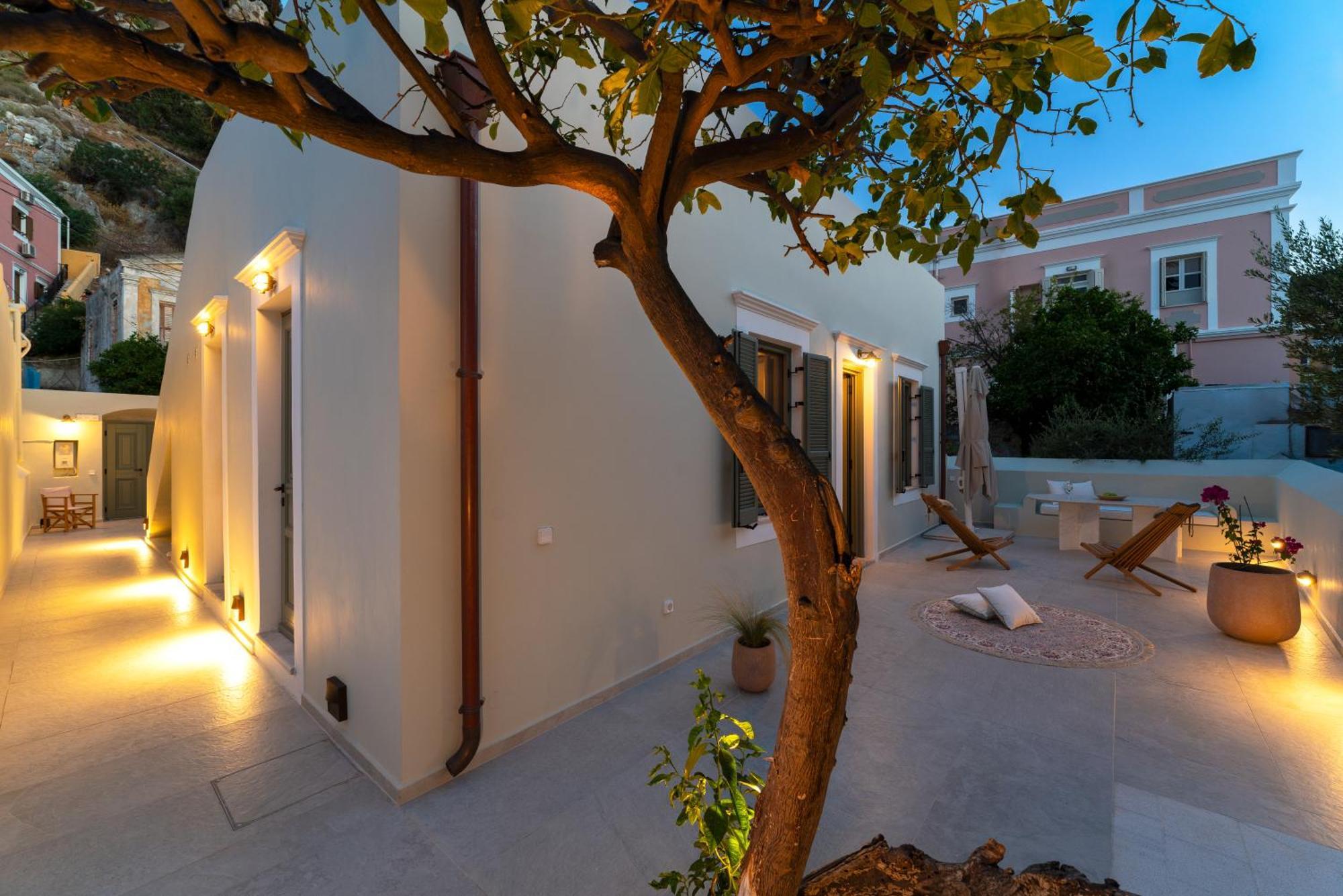 Nisomar Suites Symi Exterior photo